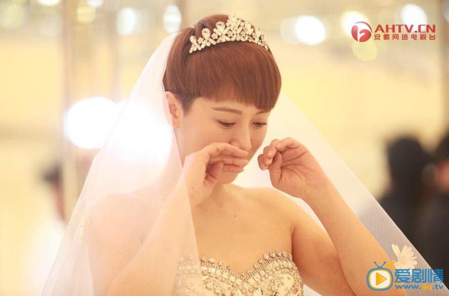 大猫儿追爱记将播 海清精美婚纱照曝光