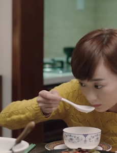 我是你的百搭雅文离开安东住进了哪里？雅文住的房子是谁的？