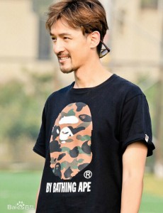 旋风十一人穆奇角色原型是谁？现实生活中有穆奇这样的足球教练吗