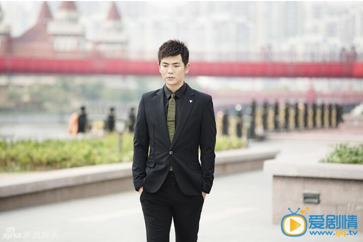 爱人的谎言热播 张晓龙霸道暖男演绎完美男人