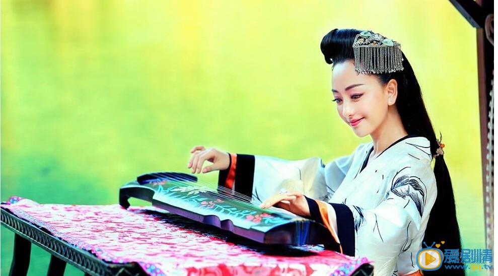 云中歌杨蓉湖上泛舟尽显东方古典(组图)