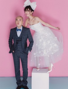 组图：大婚在即 包氏夫妇早起梳妆