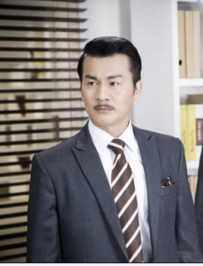 爱的阶梯第32集预告 君豪百货面临易主危机 宋天成力挺儿子张皓天