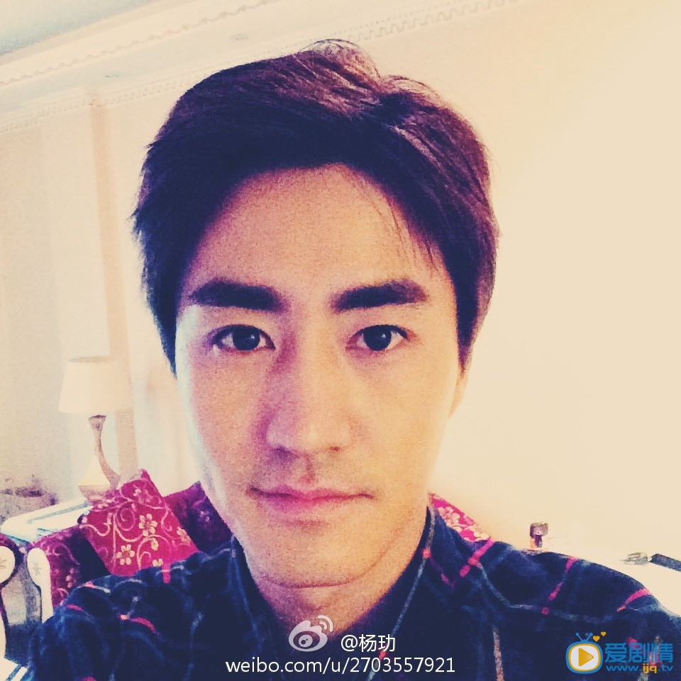 武神赵子龙诸葛亮扮演者杨玏写真生活照欣赏