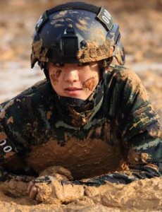 特种兵之霹雳火将播 美女特种兵诠释另类“霹雳娇娃”