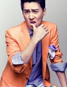 靳东的女朋友是谁？靳东结婚了吗？靳东和李佳什么关系？