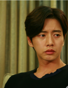 远得要命的爱情第5集中沈岸为什么要带着孟初夏逃跑？