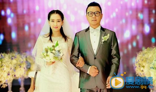 还是夫妻热播 老夫少妻搭配育儿不累