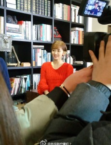 《柠檬初上》娜扎刘恺威孙艺洲三主演幕后花絮照曝光 窘态十足！