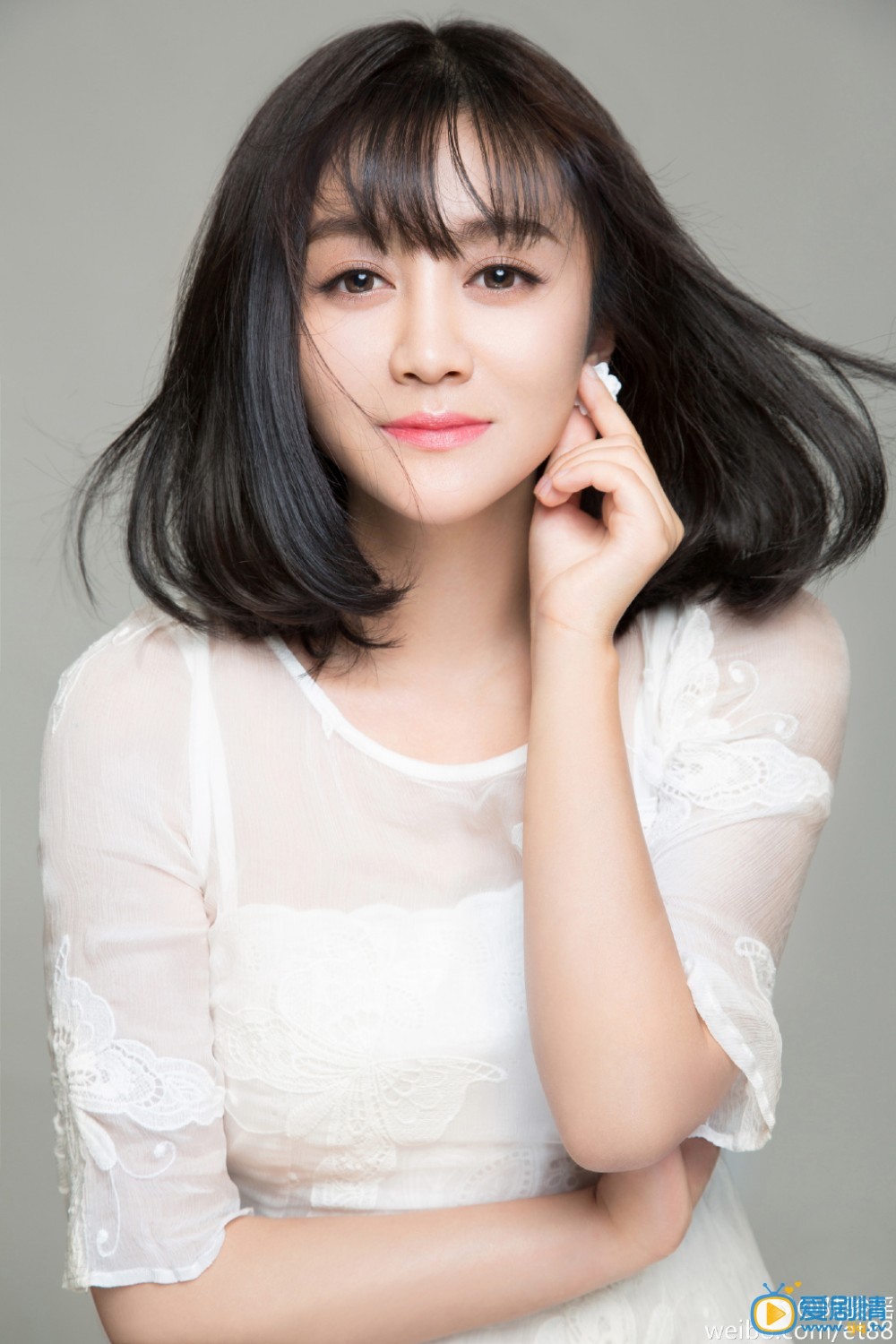 天伦江英丽扮演者陆纪依生活照欣赏