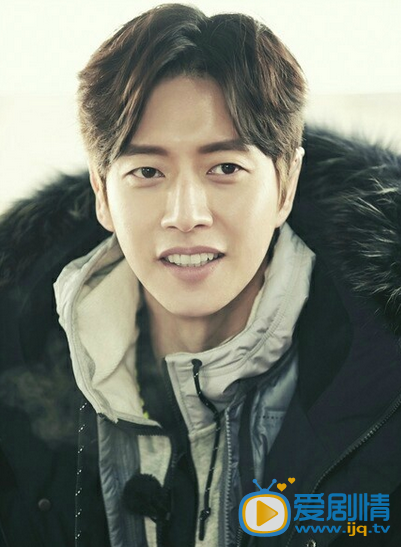 远得要命的爱情剧照