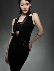 五鼠闹东京热播 孙夕尧演绎痴情师太