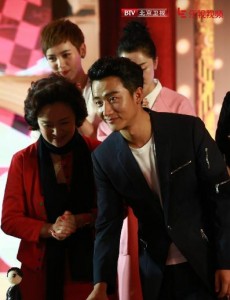 《猎人》将播 黄轩万年男二升级打破“备胎”头衔