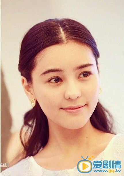 aom可爱的她
 aom高清写真_aom高清剧照