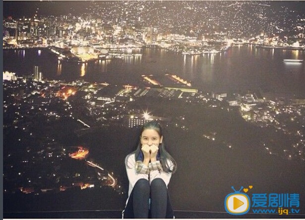 aom可爱的她
 aom高清写真_aom高清剧照