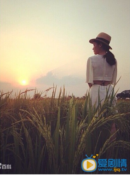 aom可爱的她
 aom高清写真_aom高清剧照