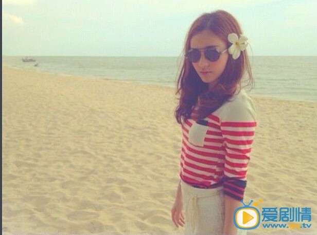 aom可爱的她
 aom高清写真_aom高清剧照