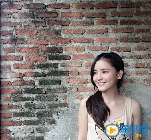 aom可爱的她
 aom高清写真_aom高清剧照