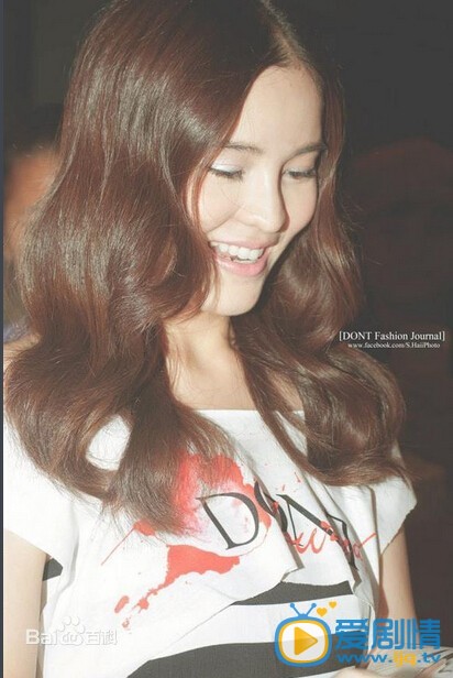 aom可爱的她
 aom高清写真_aom高清剧照