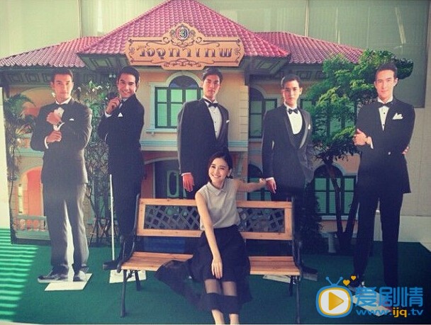 aom可爱的她
 aom高清写真_aom高清剧照