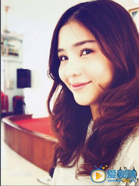 aom可爱的她
 aom高清写真_aom高清剧照